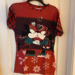 Disney parks Minnie and Mickey winter shirt